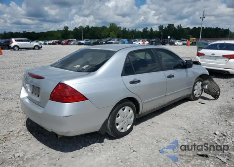 2006 Honda Accord Value z USA, uszkodzony, nr VIN 1HGCM56106A070262